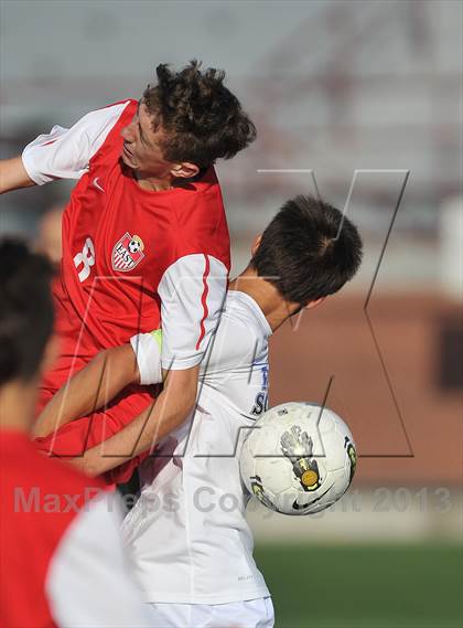 Thumbnail 1 in Highlands Ranch vs. Denver East (CHSAA 5A First Round) photogallery.