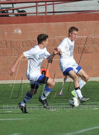Thumbnail 3 in Highlands Ranch vs. Denver East (CHSAA 5A First Round) photogallery.