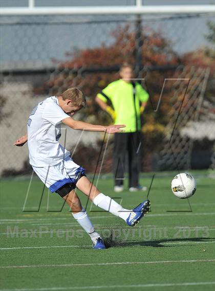Thumbnail 1 in Highlands Ranch vs. Denver East (CHSAA 5A First Round) photogallery.