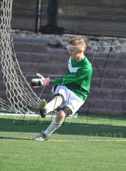Thumbnail 2 in Highlands Ranch vs. Denver East (CHSAA 5A First Round) photogallery.