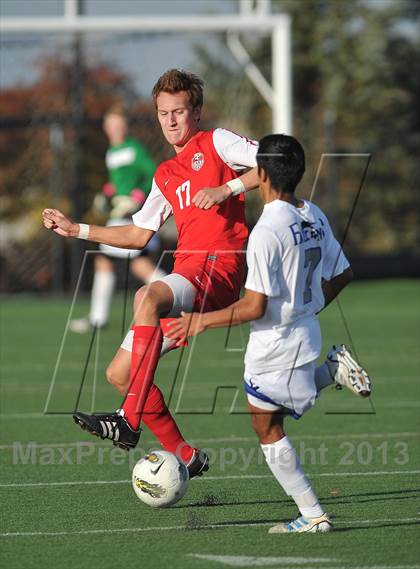 Thumbnail 1 in Highlands Ranch vs. Denver East (CHSAA 5A First Round) photogallery.