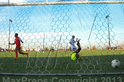 Thumbnail 1 in Highlands Ranch vs. Denver East (CHSAA 5A First Round) photogallery.