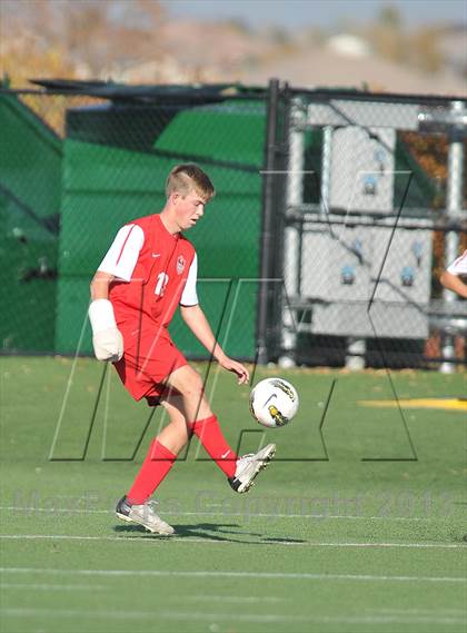Thumbnail 1 in Highlands Ranch vs. Denver East (CHSAA 5A First Round) photogallery.