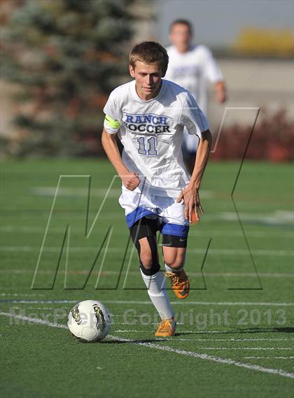 Thumbnail 2 in Highlands Ranch vs. Denver East (CHSAA 5A First Round) photogallery.