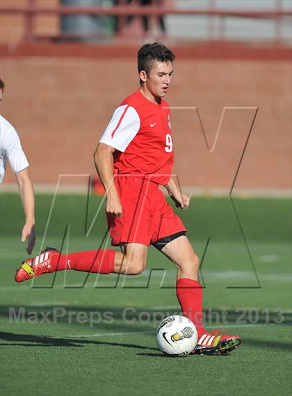 Thumbnail 3 in Highlands Ranch vs. Denver East (CHSAA 5A First Round) photogallery.