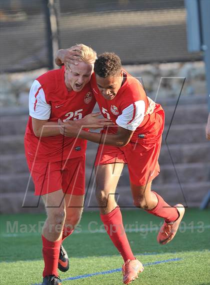 Thumbnail 3 in Highlands Ranch vs. Denver East (CHSAA 5A First Round) photogallery.