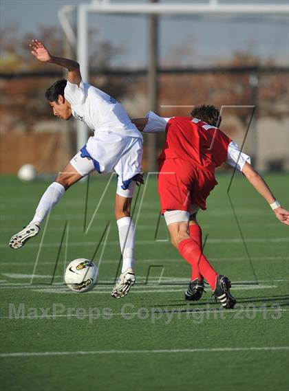 Thumbnail 3 in Highlands Ranch vs. Denver East (CHSAA 5A First Round) photogallery.