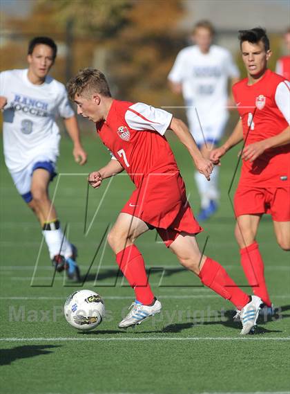 Thumbnail 1 in Highlands Ranch vs. Denver East (CHSAA 5A First Round) photogallery.