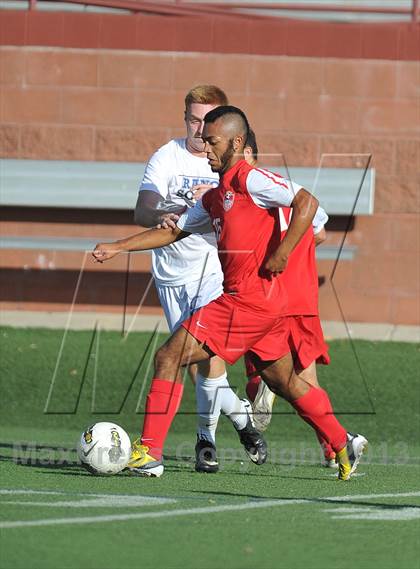 Thumbnail 1 in Highlands Ranch vs. Denver East (CHSAA 5A First Round) photogallery.