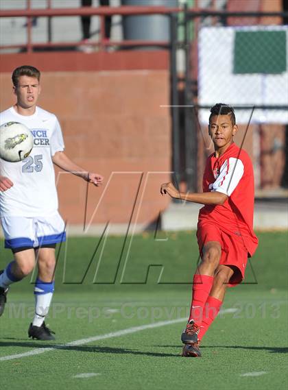 Thumbnail 3 in Highlands Ranch vs. Denver East (CHSAA 5A First Round) photogallery.