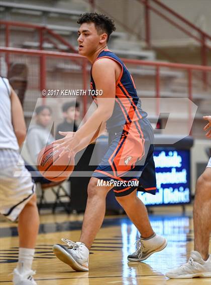 Thumbnail 2 in JV: Brandeis vs O'Connor (JV) photogallery.