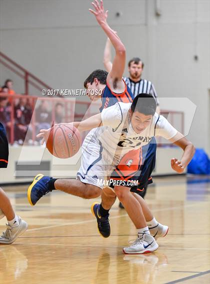 Thumbnail 1 in JV: Brandeis vs O'Connor (JV) photogallery.