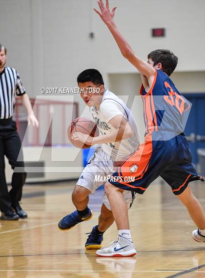 Thumbnail 1 in JV: Brandeis vs O'Connor (JV) photogallery.
