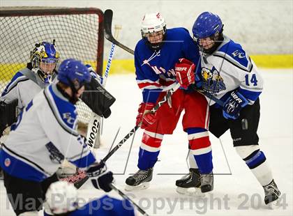 Thumbnail 1 in Glastonbury @ East Catholic photogallery.