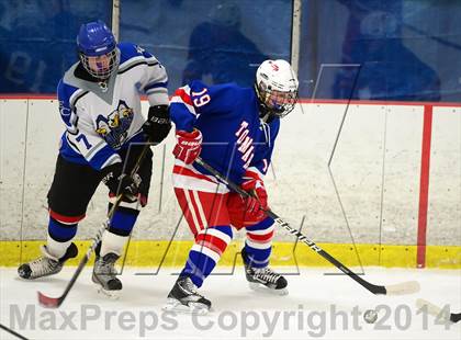 Thumbnail 3 in Glastonbury @ East Catholic photogallery.
