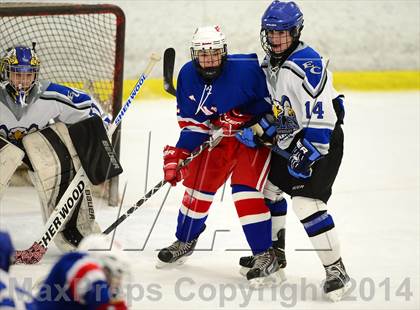 Thumbnail 3 in Glastonbury @ East Catholic photogallery.