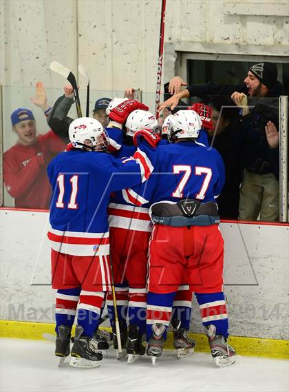 Thumbnail 1 in Glastonbury @ East Catholic photogallery.
