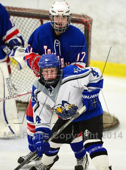 Thumbnail 3 in Glastonbury @ East Catholic photogallery.