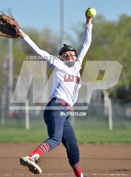 Thumbnail 1 in Las Plumas vs. Enterprise (Pleasant Valley Tournament) photogallery.