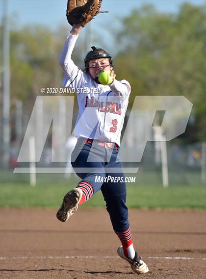 Thumbnail 3 in Las Plumas vs. Enterprise (Pleasant Valley Tournament) photogallery.