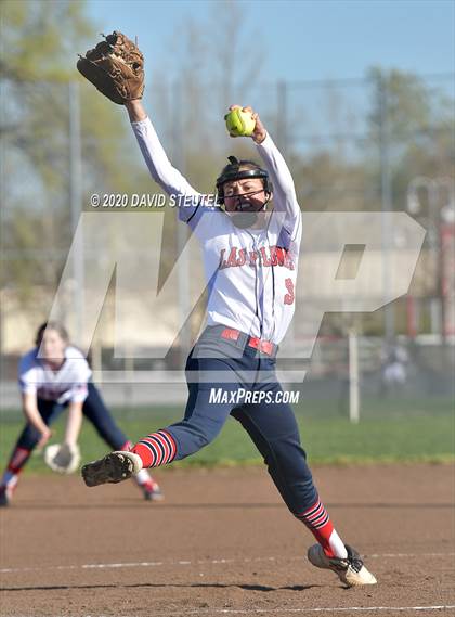 Thumbnail 1 in Las Plumas vs. Enterprise (Pleasant Valley Tournament) photogallery.