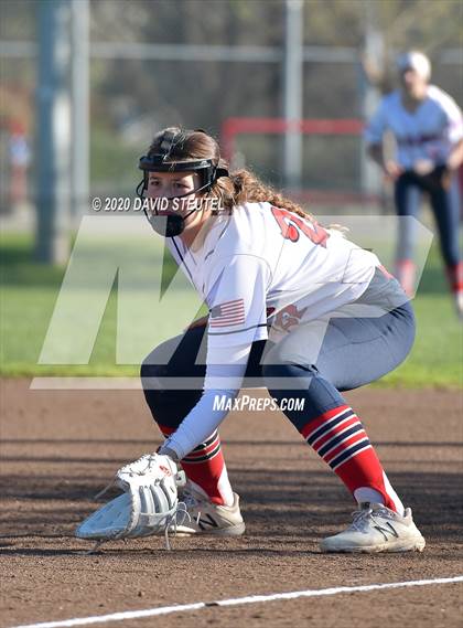 Thumbnail 3 in Las Plumas vs. Enterprise (Pleasant Valley Tournament) photogallery.