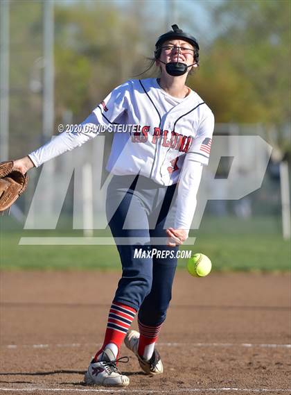 Thumbnail 1 in Las Plumas vs. Enterprise (Pleasant Valley Tournament) photogallery.