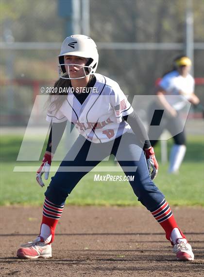 Thumbnail 2 in Las Plumas vs. Enterprise (Pleasant Valley Tournament) photogallery.