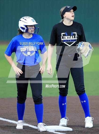 Thumbnail 3 in Wills Point vs Lindale photogallery.