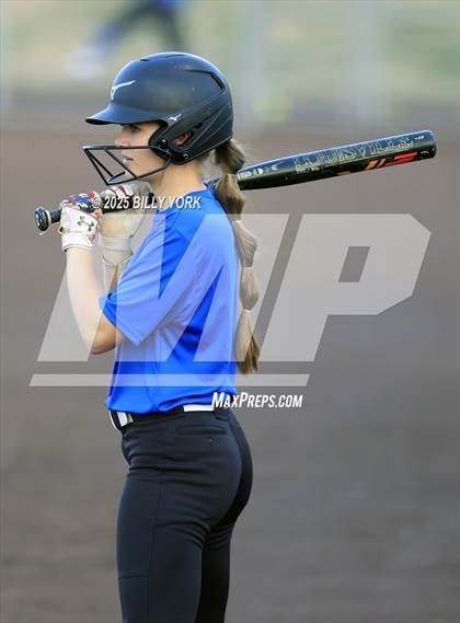 Thumbnail 2 in Wills Point vs Lindale photogallery.