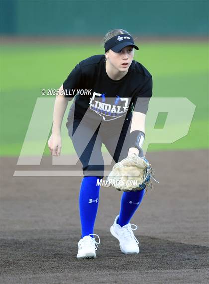 Thumbnail 3 in Wills Point vs Lindale photogallery.