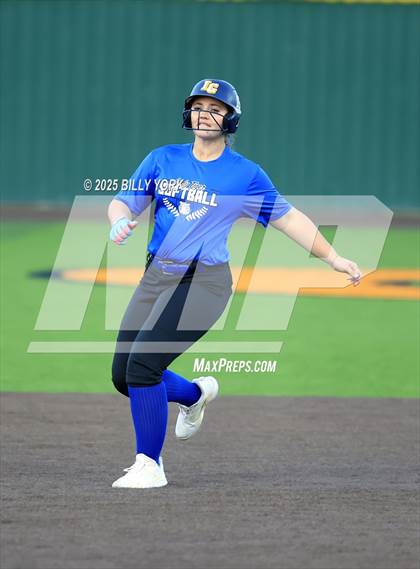 Thumbnail 1 in Wills Point vs Lindale photogallery.