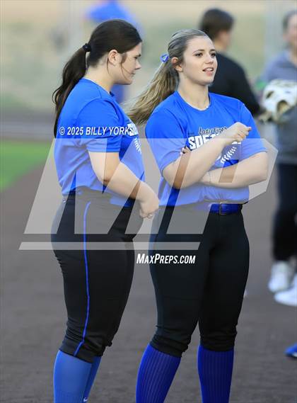 Thumbnail 1 in Wills Point vs Lindale photogallery.