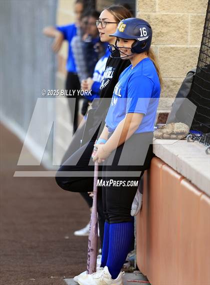 Thumbnail 1 in Wills Point vs Lindale photogallery.