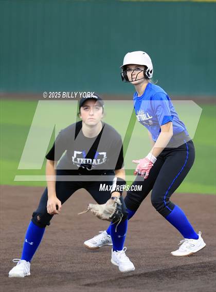 Thumbnail 1 in Wills Point vs Lindale photogallery.