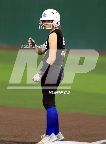 Thumbnail 1 in Wills Point vs Lindale photogallery.