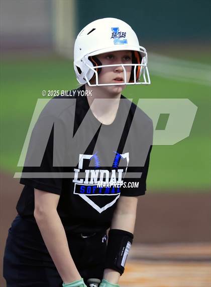 Thumbnail 2 in Wills Point vs Lindale photogallery.