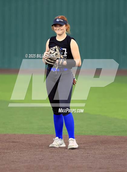 Thumbnail 1 in Wills Point vs Lindale photogallery.