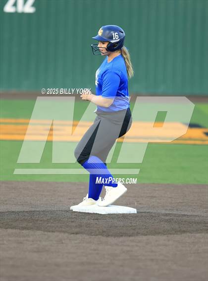 Thumbnail 3 in Wills Point vs Lindale photogallery.