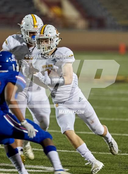 Thumbnail 3 in Yuba City @ Christian Brothers (CIF SJS D3 Playoffs) photogallery.