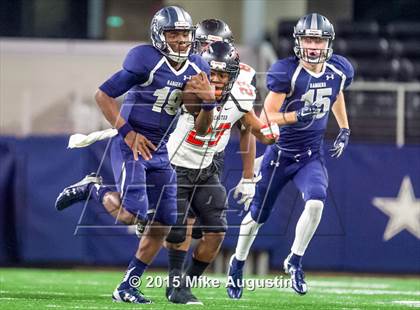 Thumbnail 3 in Lancaster vs. Lone Star (UIL 5A D2 Quarterfinal) photogallery.