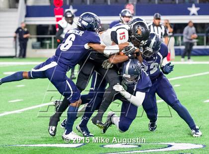 Thumbnail 3 in Lancaster vs. Lone Star (UIL 5A D2 Quarterfinal) photogallery.