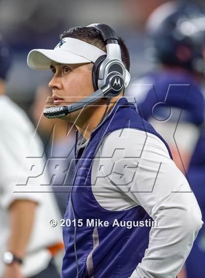 Thumbnail 1 in Lancaster vs. Lone Star (UIL 5A D2 Quarterfinal) photogallery.