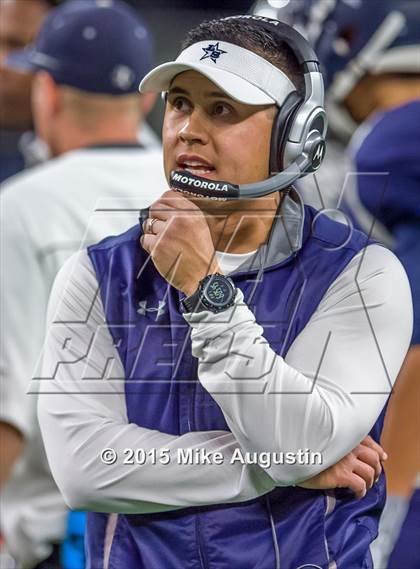 Thumbnail 2 in Lancaster vs. Lone Star (UIL 5A D2 Quarterfinal) photogallery.