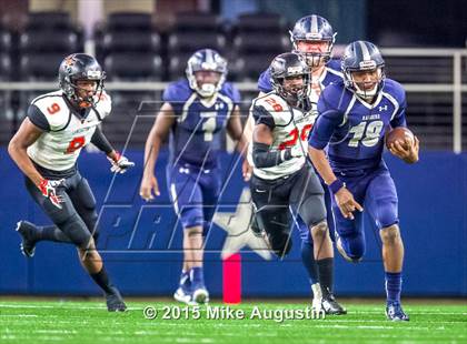Thumbnail 1 in Lancaster vs. Lone Star (UIL 5A D2 Quarterfinal) photogallery.