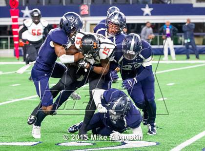 Thumbnail 1 in Lancaster vs. Lone Star (UIL 5A D2 Quarterfinal) photogallery.