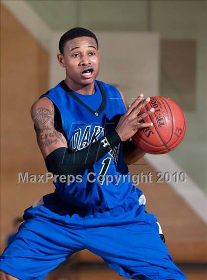 Thumbnail 2 in Oakland vs. Lutheran (California Classic) photogallery.