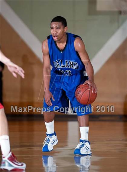 Thumbnail 2 in Oakland vs. Lutheran (California Classic) photogallery.