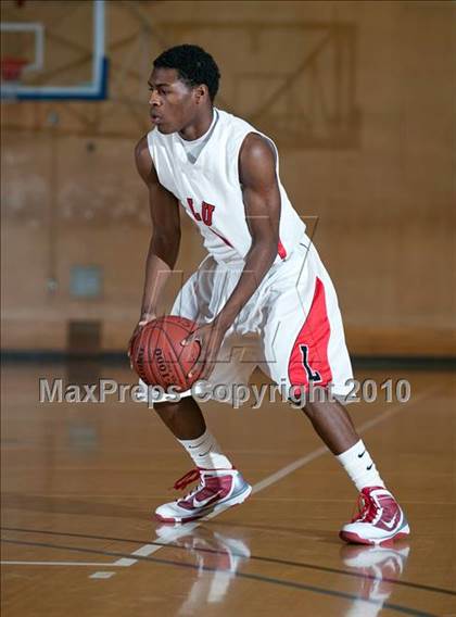 Thumbnail 1 in Oakland vs. Lutheran (California Classic) photogallery.