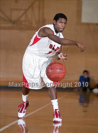 Thumbnail 3 in Oakland vs. Lutheran (California Classic) photogallery.